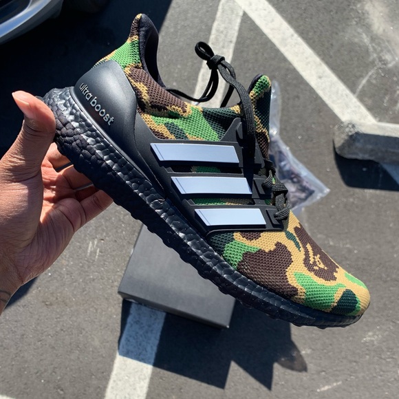 AdidasXBape UltraBoost sz 11 %100 authentic - Picture 3 of 4